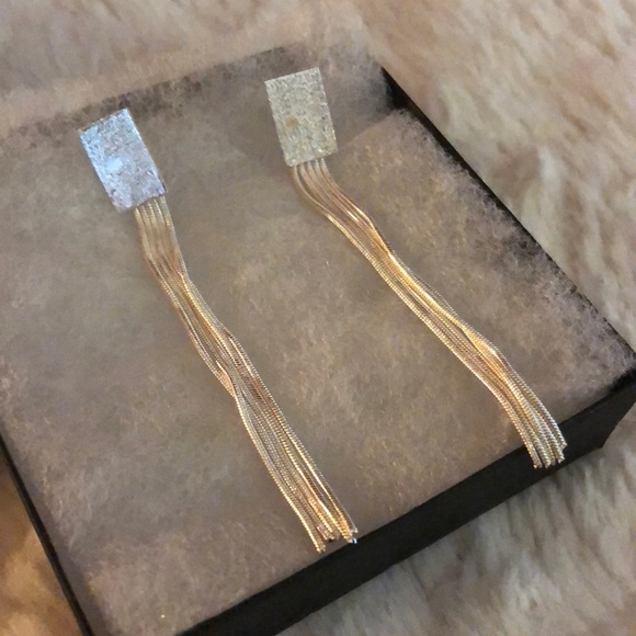 ᴡɪʟʟᴏᴡ ʙʀᴀɴᴄʜ ᴅʀᴏᴘ ᴇᴀʀʀɪɴɢs ɪɴ 925 - Picture 3 of 4